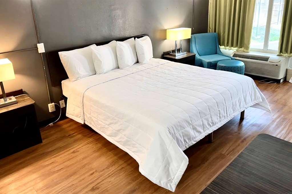 Travelodge By Wyndham Baton Rouge East Habitación foto